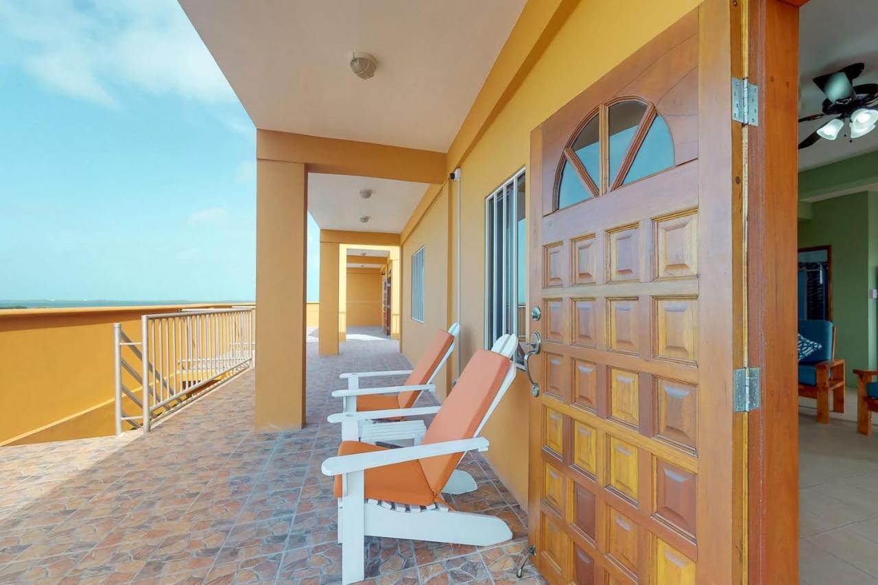 Laguna Hotel San Pedro  Exterior photo