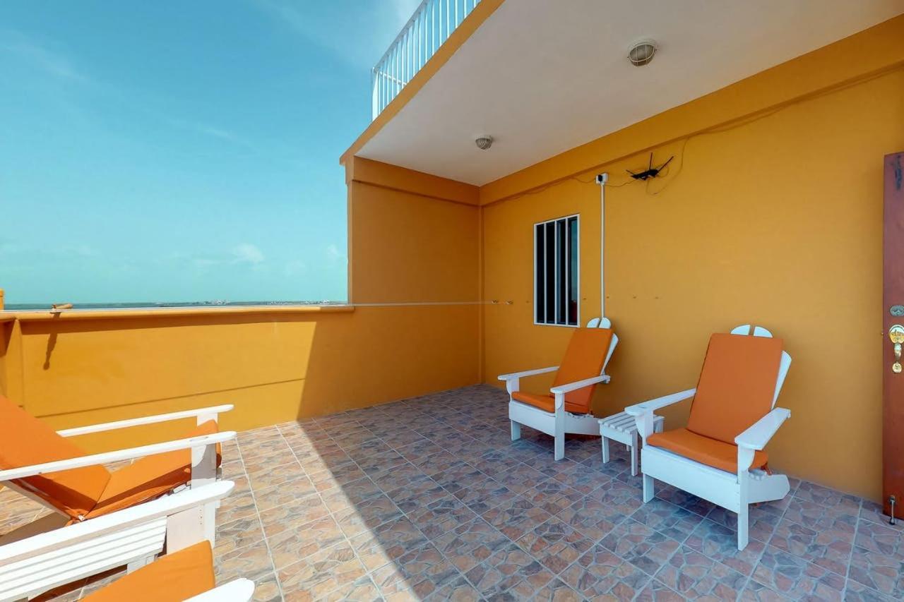 Laguna Hotel San Pedro  Exterior photo